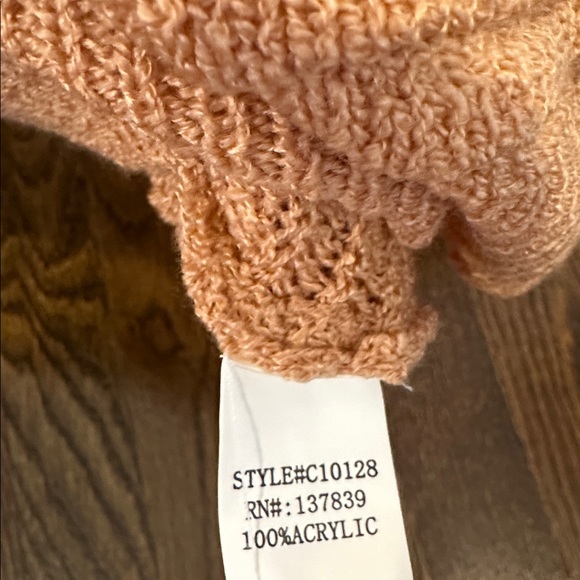 Altar’d State Sweater - Picture 12 of 12